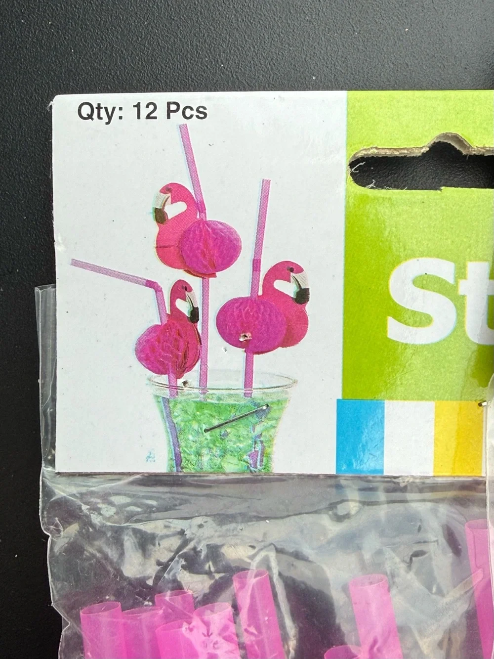 Pink Plastic Straws with Honeycomb Tissue Flamingos